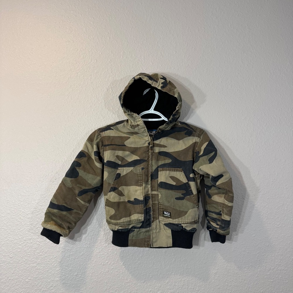 Walls Boy's Sz S 6-7 Camo Tough Wear Grow System Hooded Insulated Chore Jacket